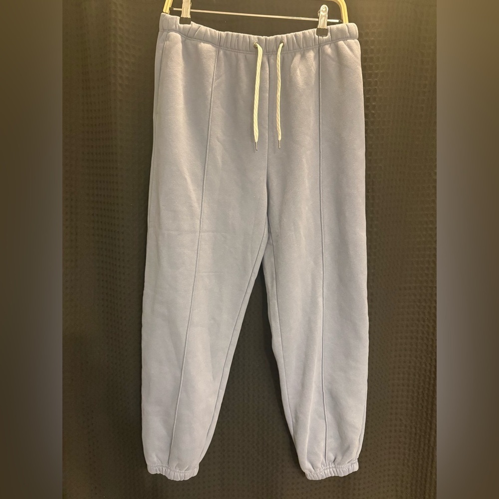 Vuori Restore Sweatpant Large Color: Blue Heron NWT - Picture 4 of 7